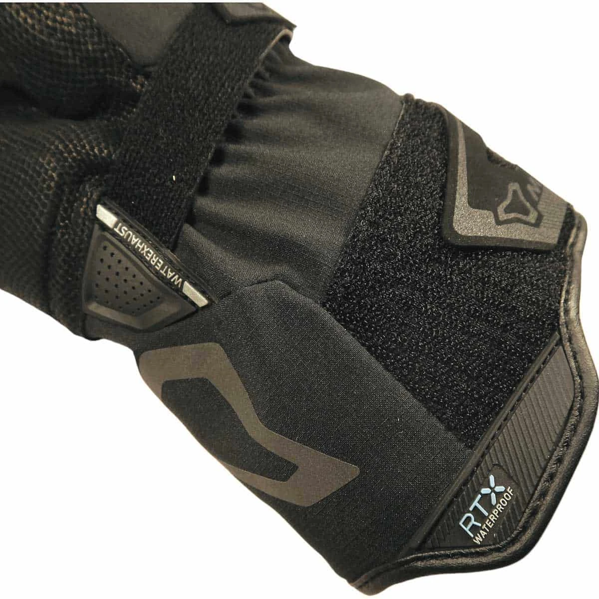 Macna Azra RTX Heated Gloves - Waterproof 5 Macna Azra RTX Heated Gloves - Waterproof - Image 3