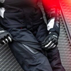 Rev It! Horizon 3 Trousers WP - Black -Motorcycle Clothing Store rev it horizon 3 trousers ventilation